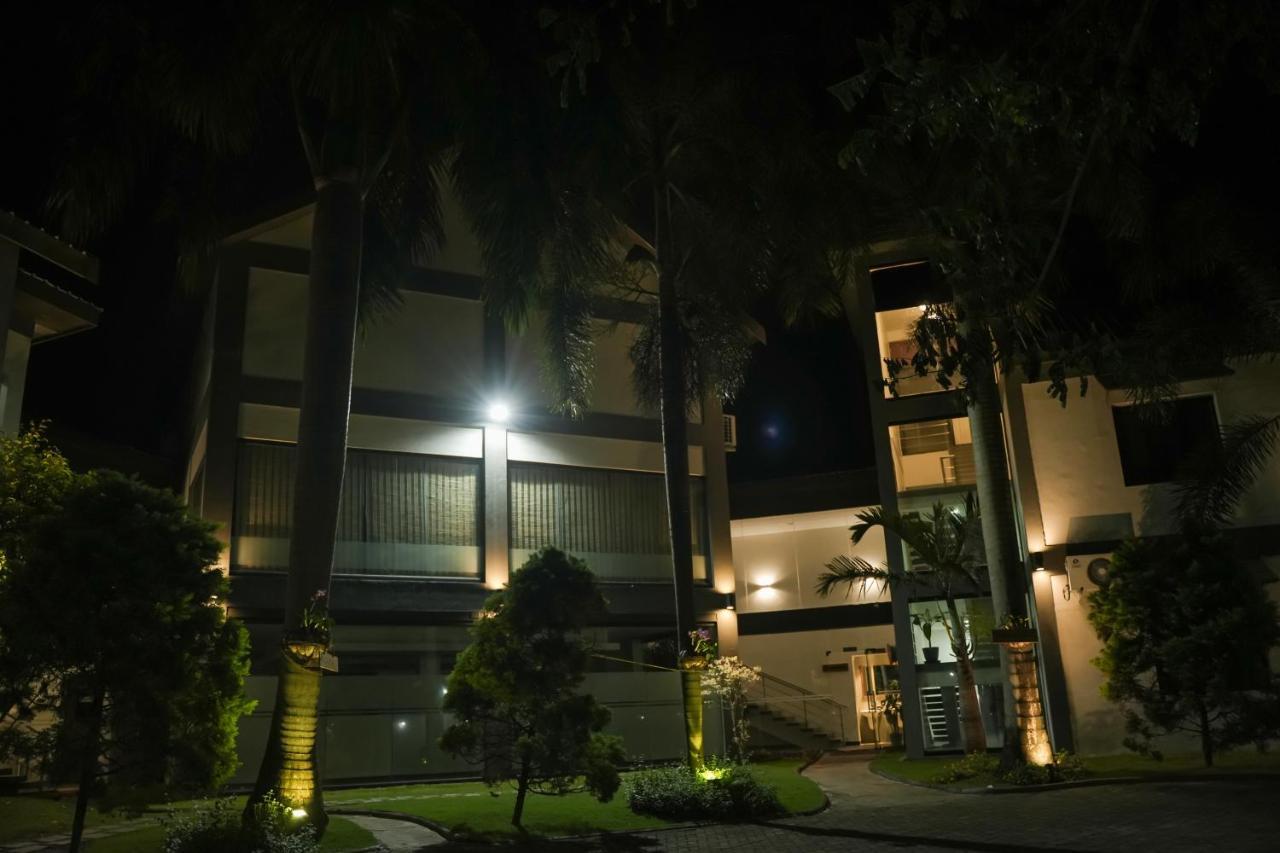 Hotel Palm Shore Palakkad Exterior foto